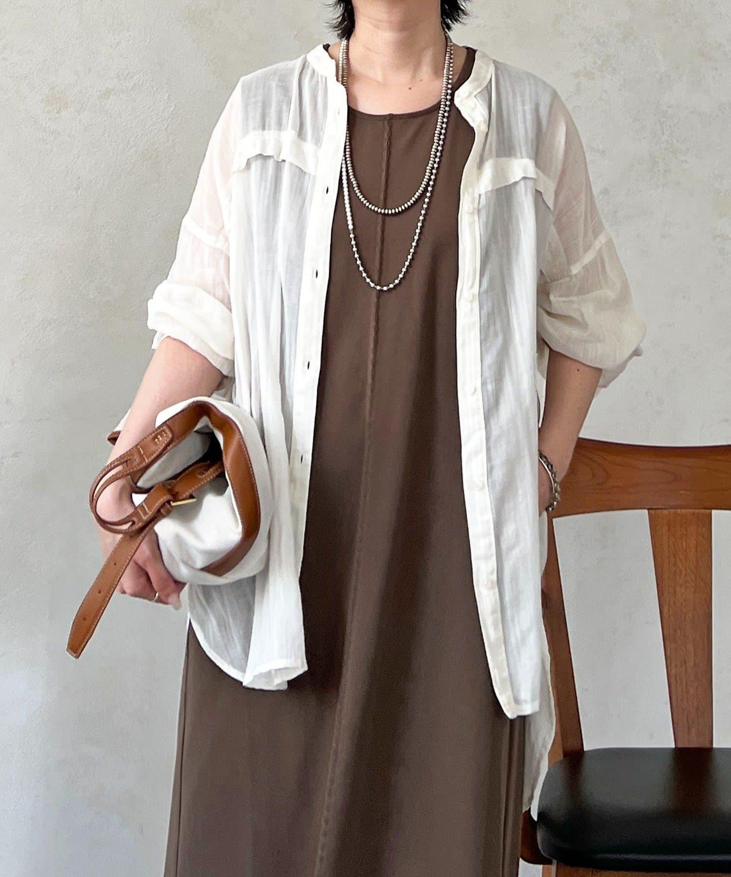 人造棉聚酯褶皺襯衫