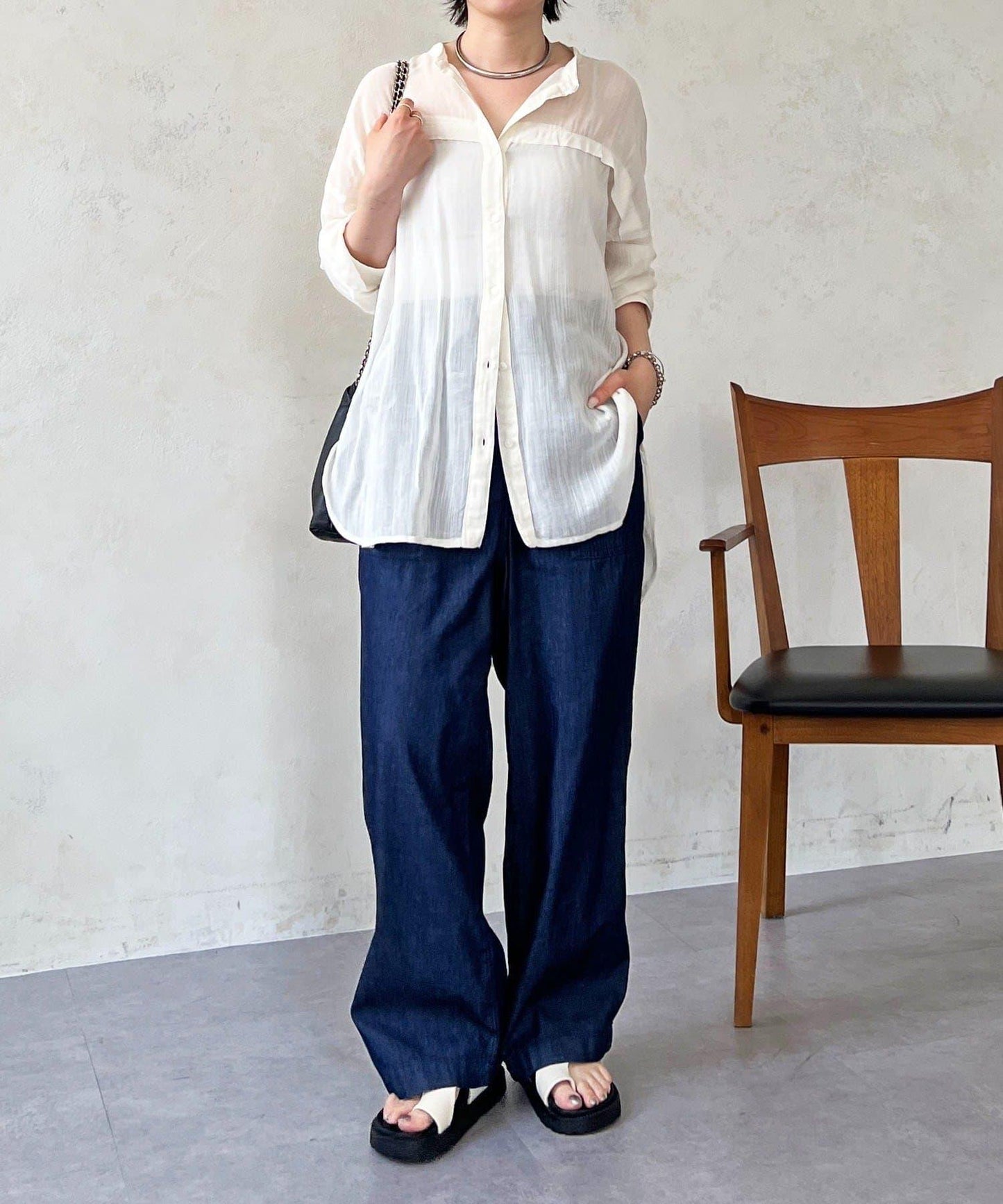 人造棉聚酯褶皺襯衫