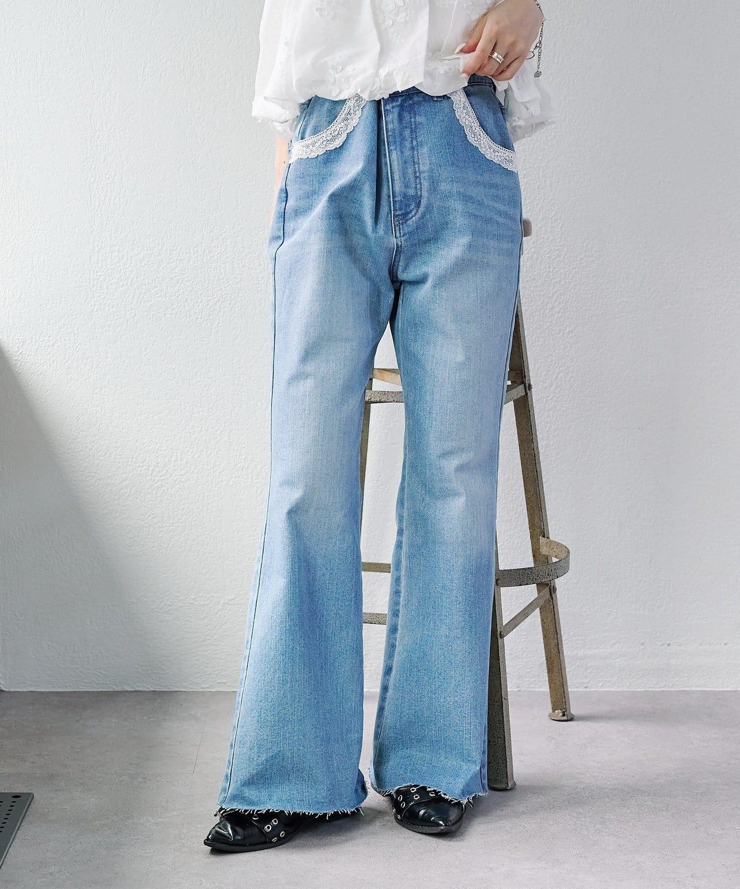 蕾絲拼接 喇叭 牛仔 褲子