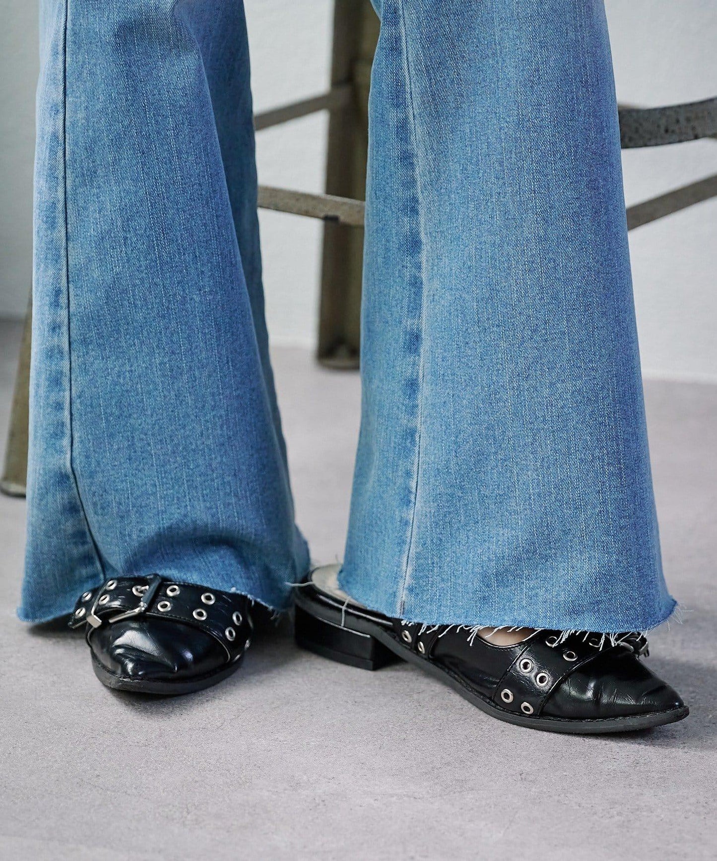 蕾絲拼接 喇叭 牛仔 褲子