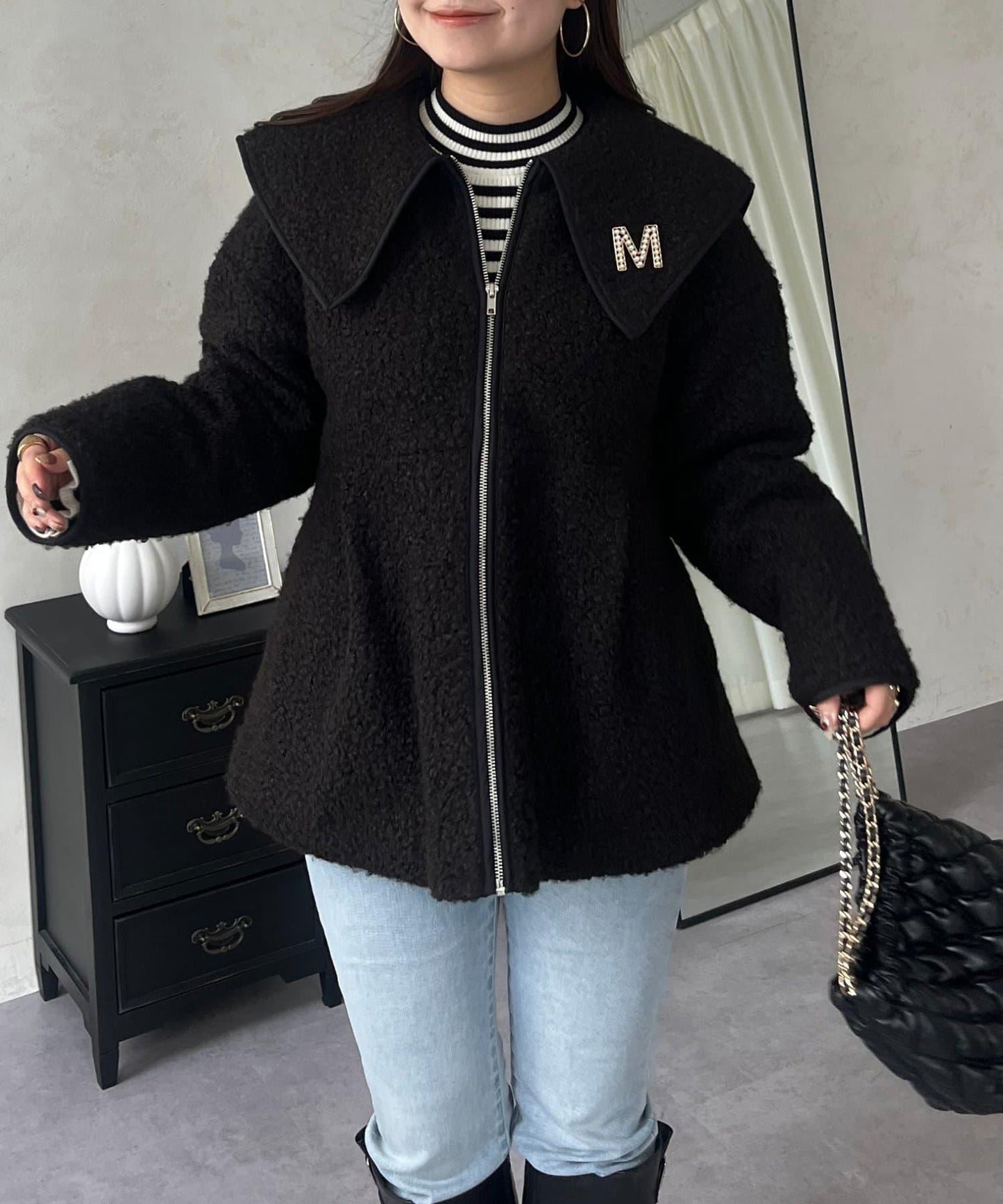 大翻領絎縫荷葉邊短外套