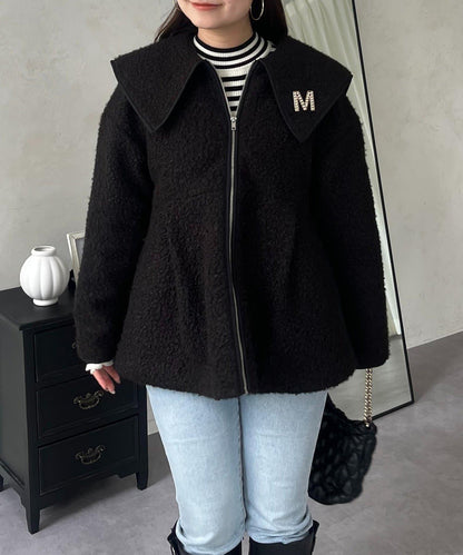 大翻領絎縫荷葉邊短外套