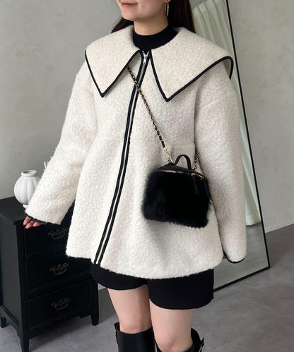 內襯絎縫大翻領滾邊荷葉擺羊羔絨短外套