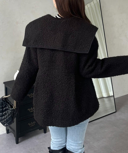 大翻領絎縫荷葉邊短外套