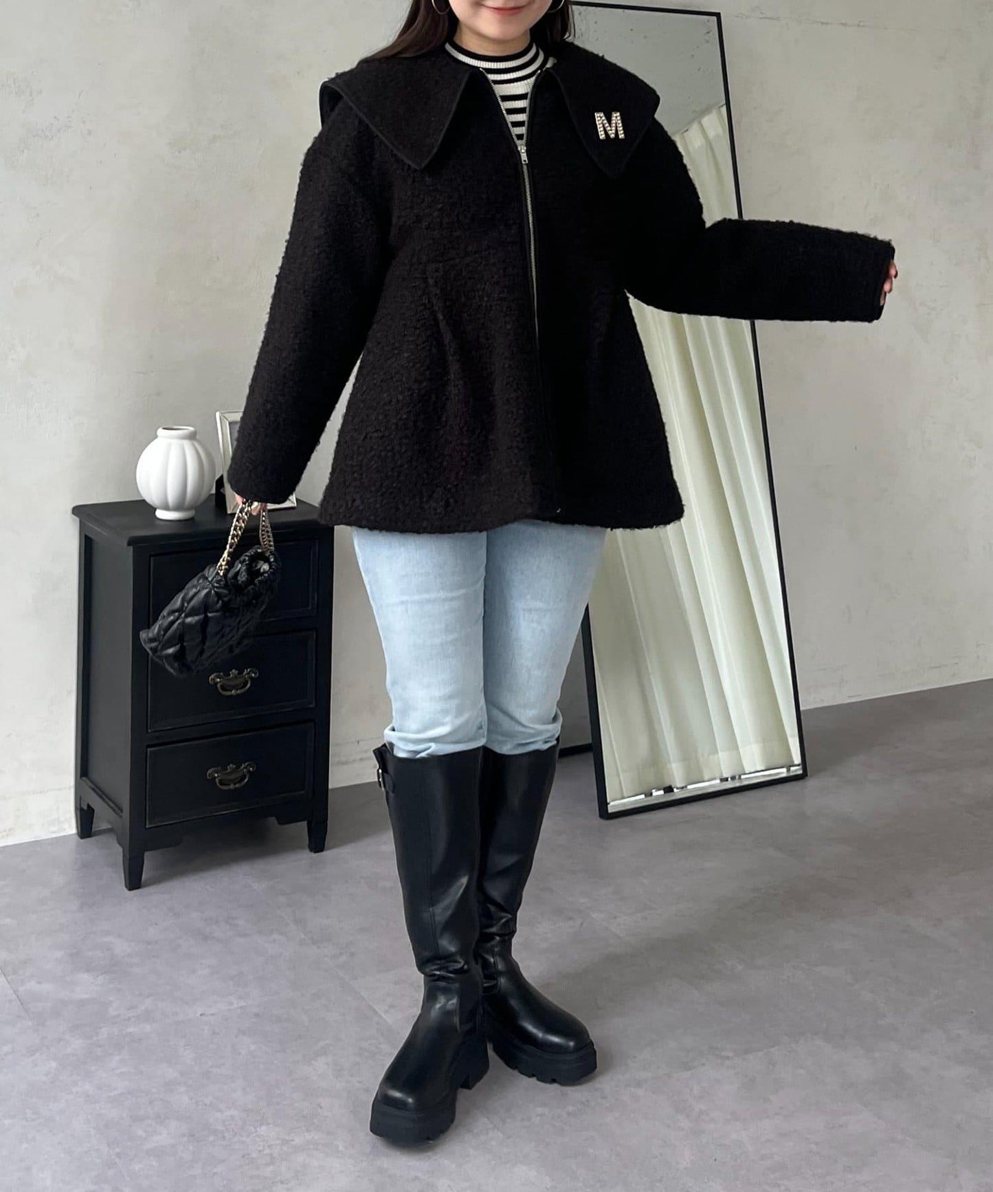 大翻領絎縫荷葉邊短外套