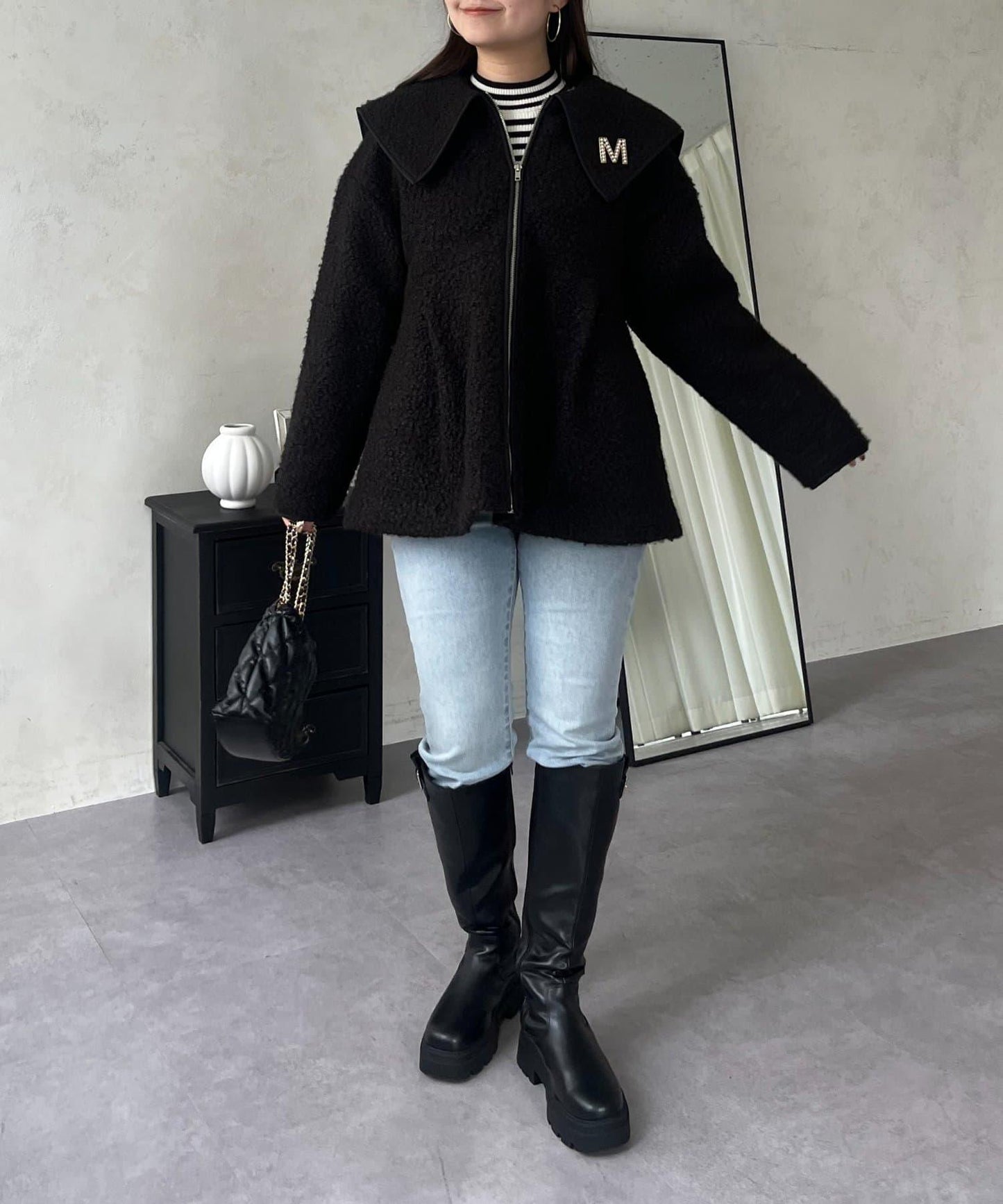 大翻領絎縫荷葉邊短外套