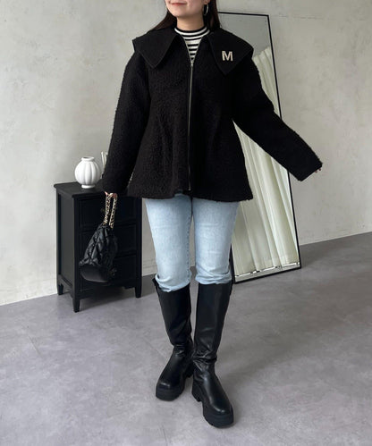 大翻領絎縫荷葉邊短外套