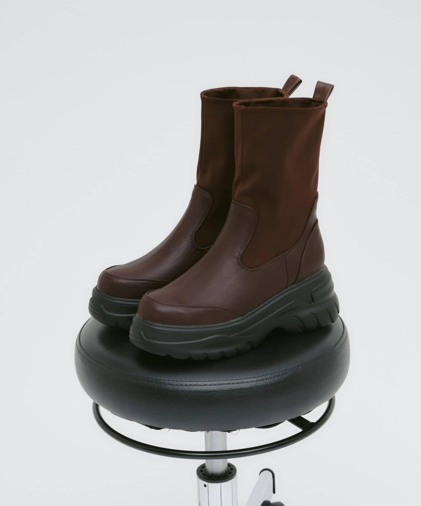 【yomo企畫】彈力厚底中筒靴