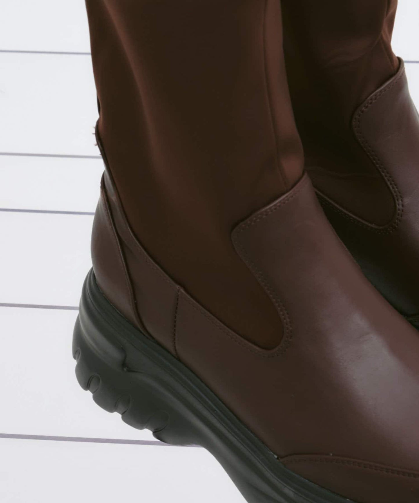 【yomo企畫】彈力厚底中筒靴