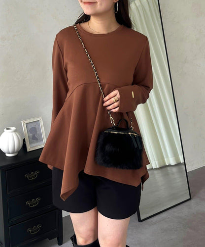 不規則下襬弧形荷葉邊長袖T恤