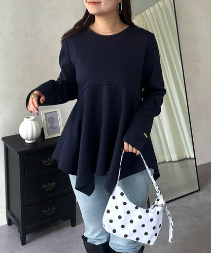 不規則下襬弧形荷葉邊長袖T恤