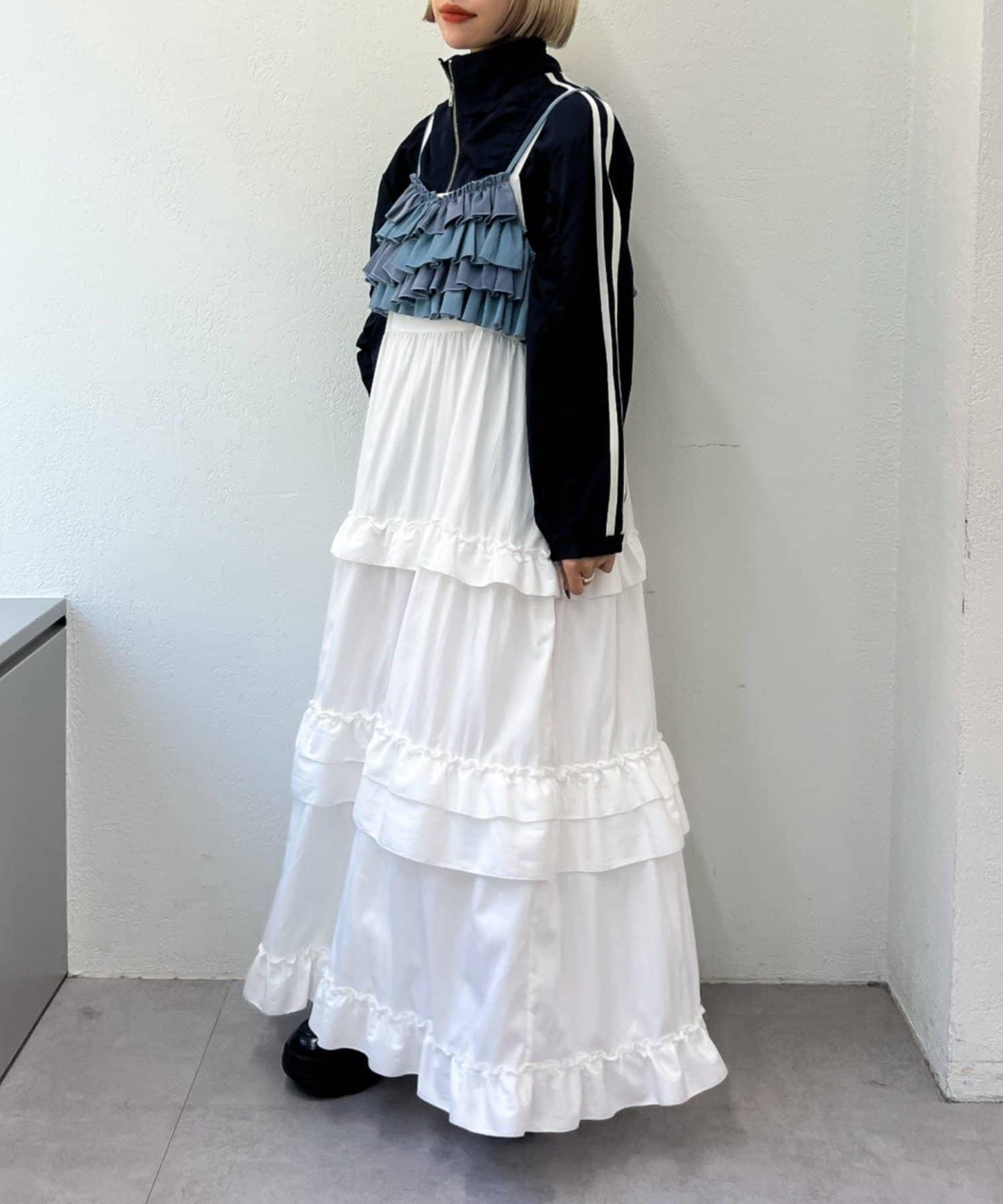 【w closet】荷葉邊吊帶背心