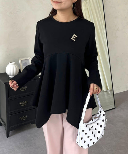 不規則下襬弧形荷葉邊長袖T恤