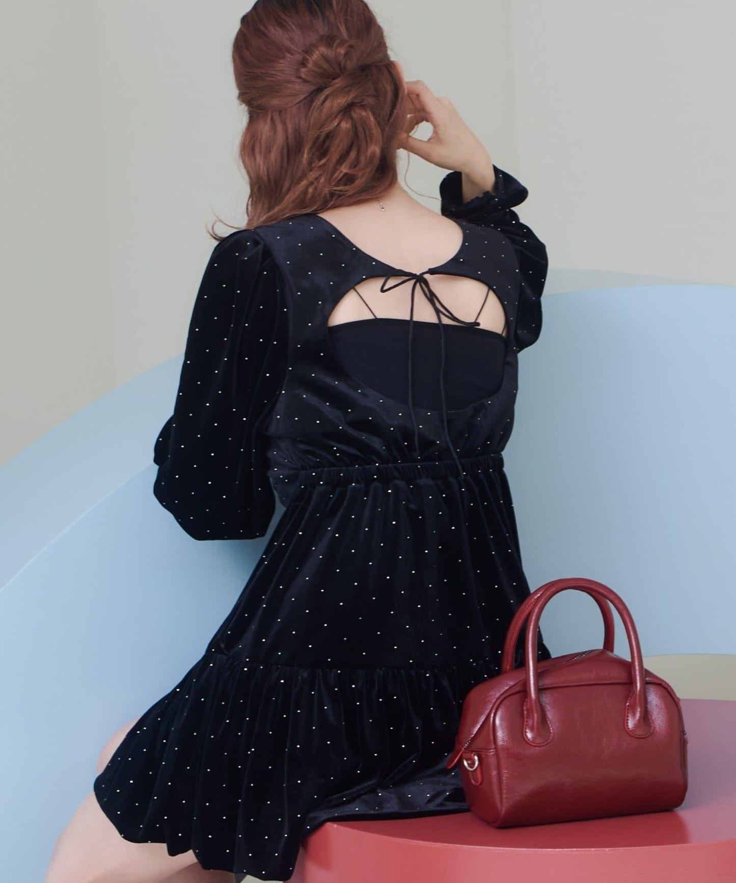 天鵝絨鉚釘裝飾迷你連衣裙