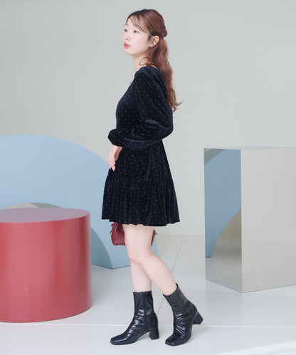 天鵝絨鉚釘裝飾迷你連衣裙