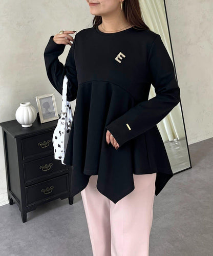 不規則下襬弧形荷葉邊長袖T恤