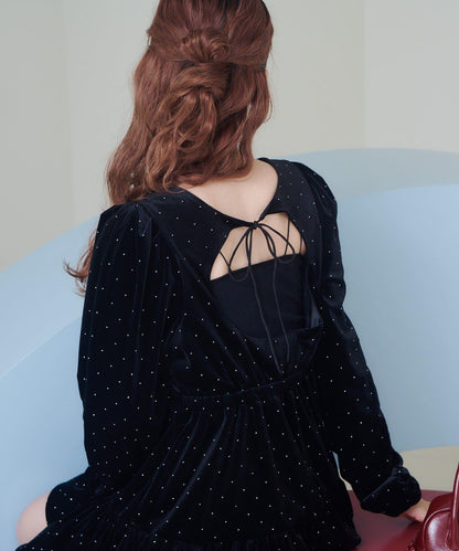 天鵝絨鉚釘裝飾迷你連衣裙