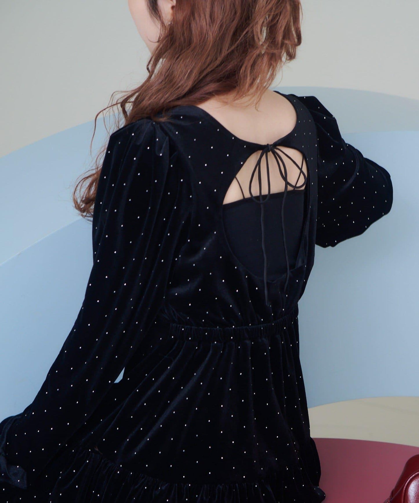 天鵝絨鉚釘裝飾迷你連衣裙