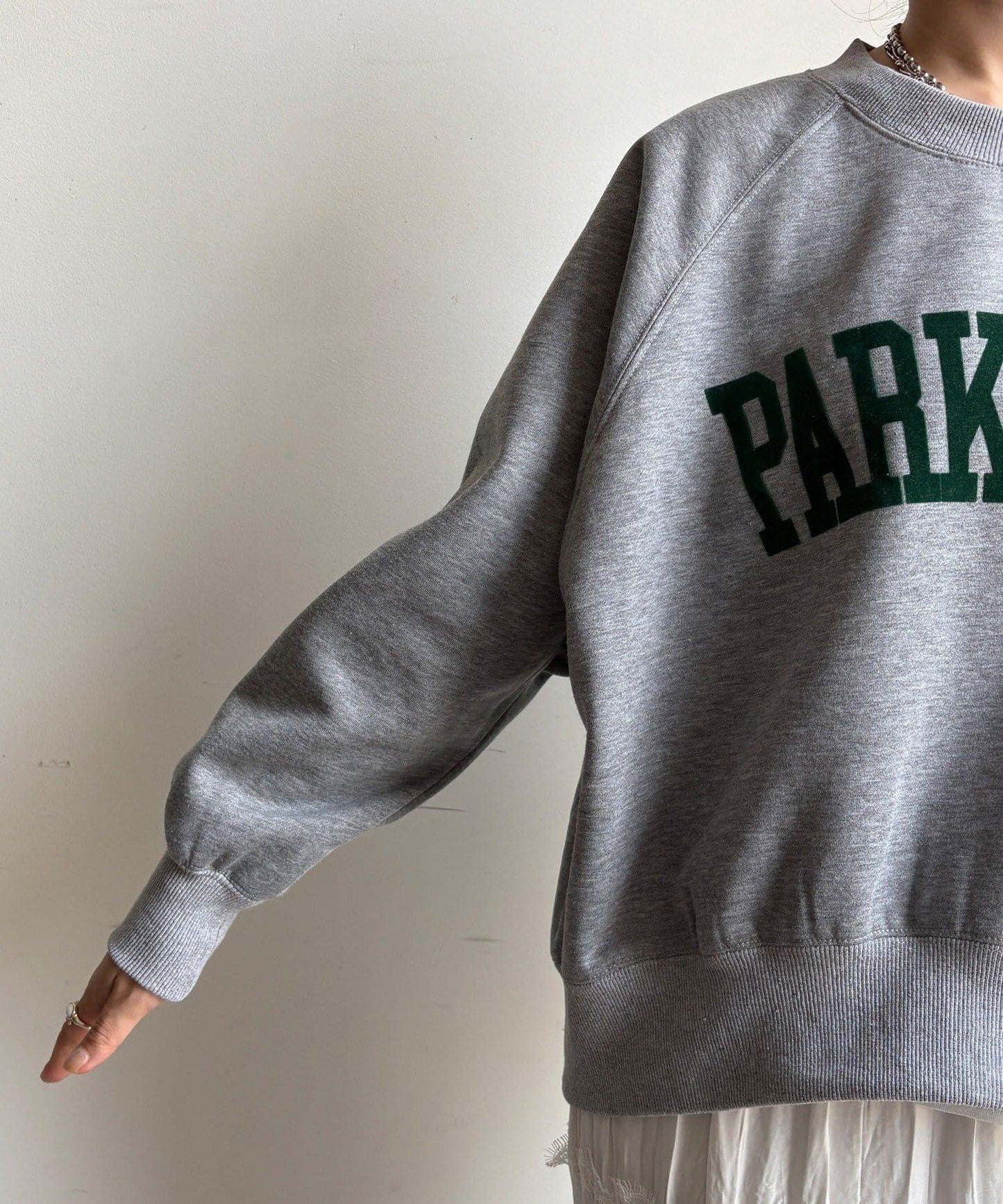 標誌印花寬鬆插肩袖套頭衫