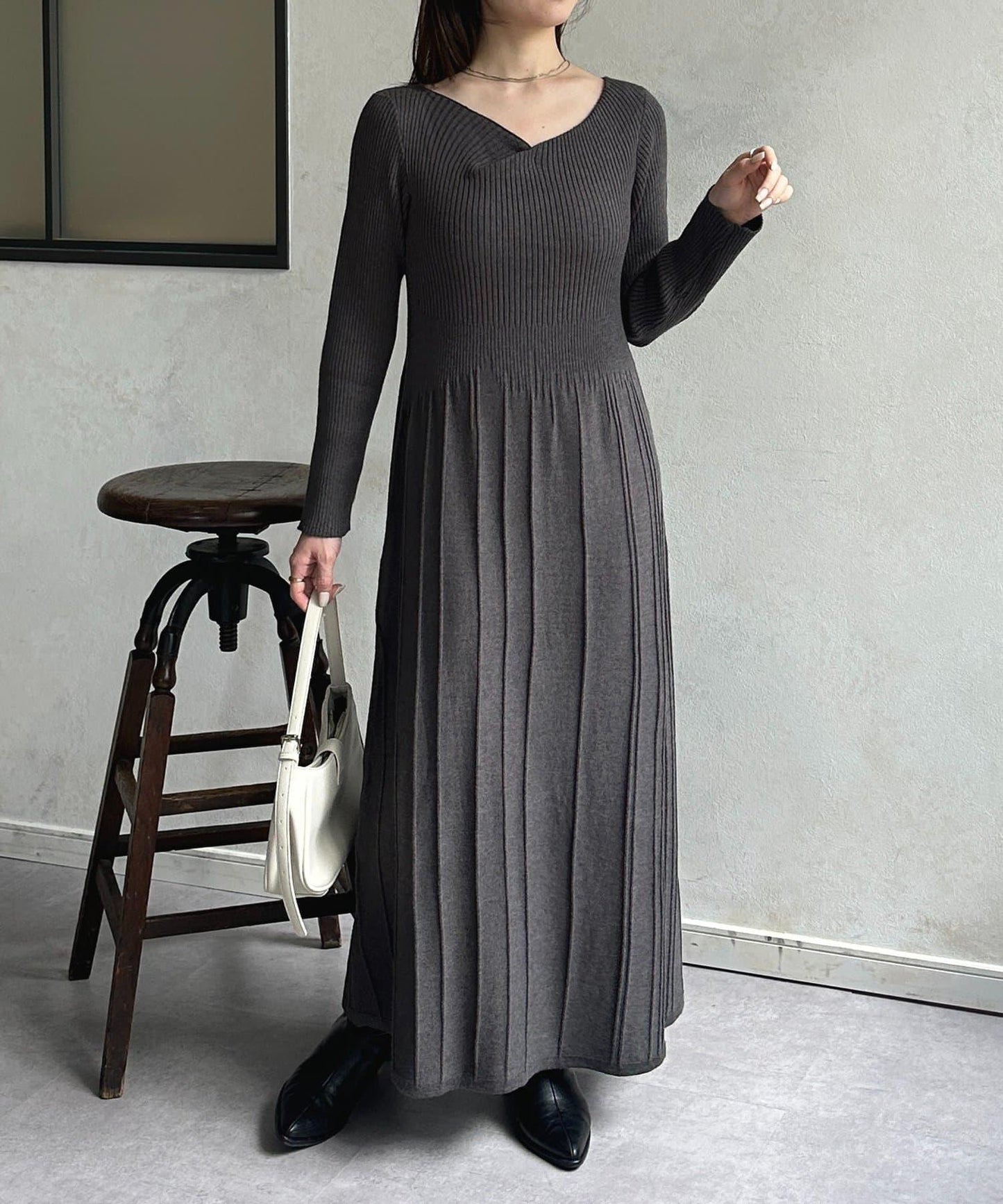 垂領拼接羅紋針織連衣裙