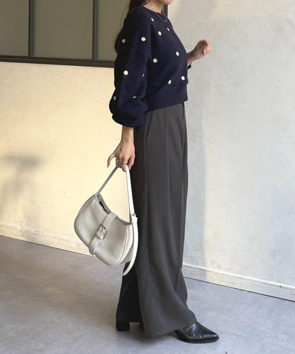 花卉刺繡短款針織衫