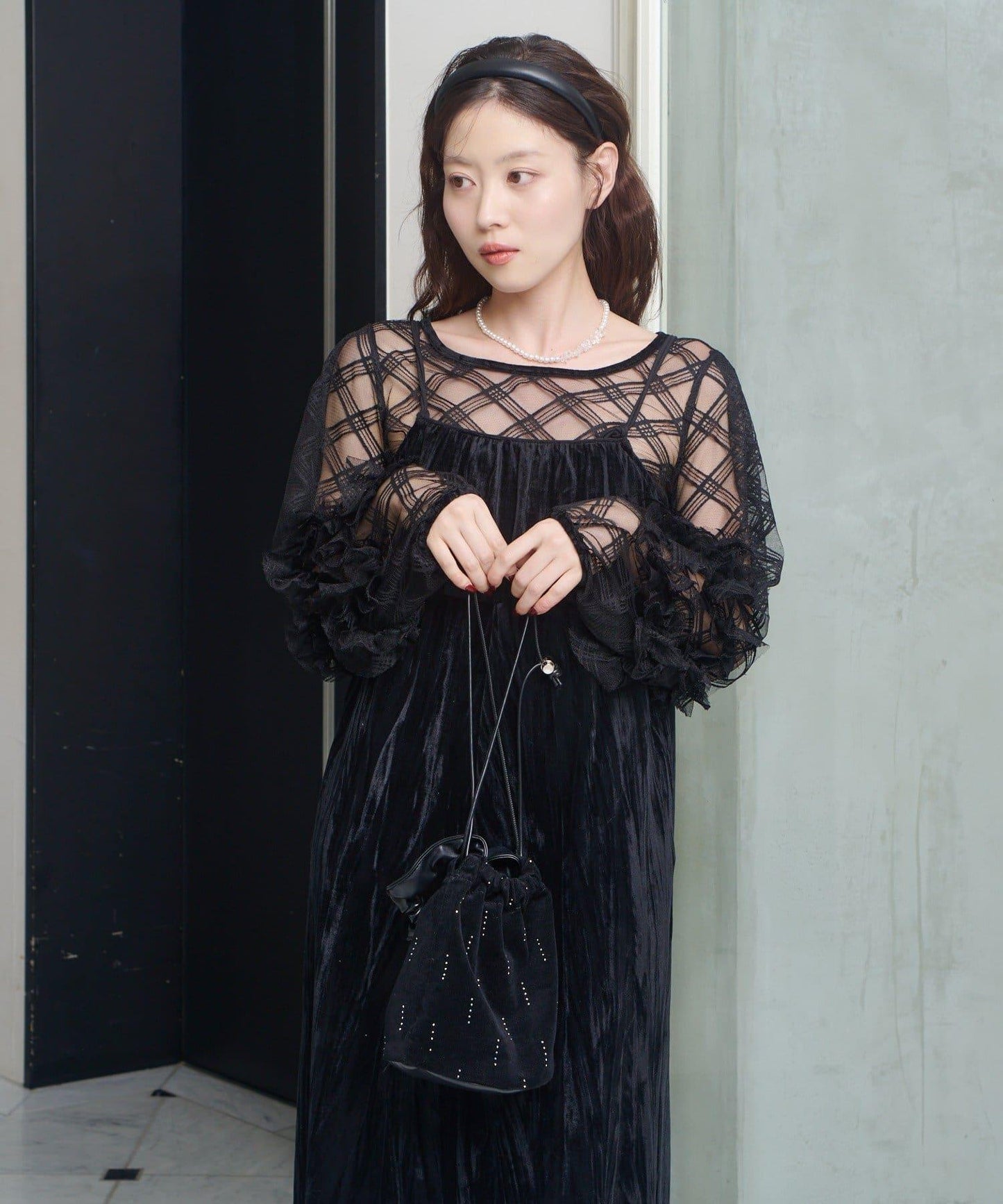 透視格紋×天鵝絨連衣裙套裝