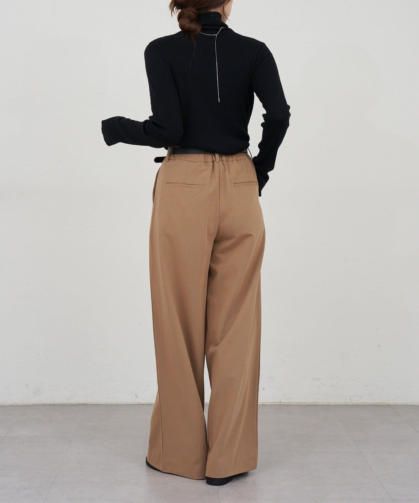 高領羅紋針織衫