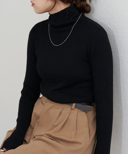 高領羅紋針織衫