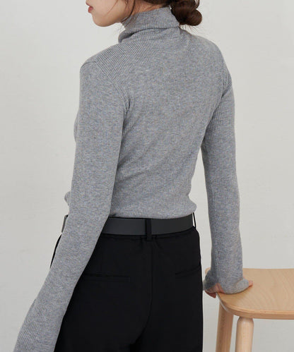 高領羅紋針織衫