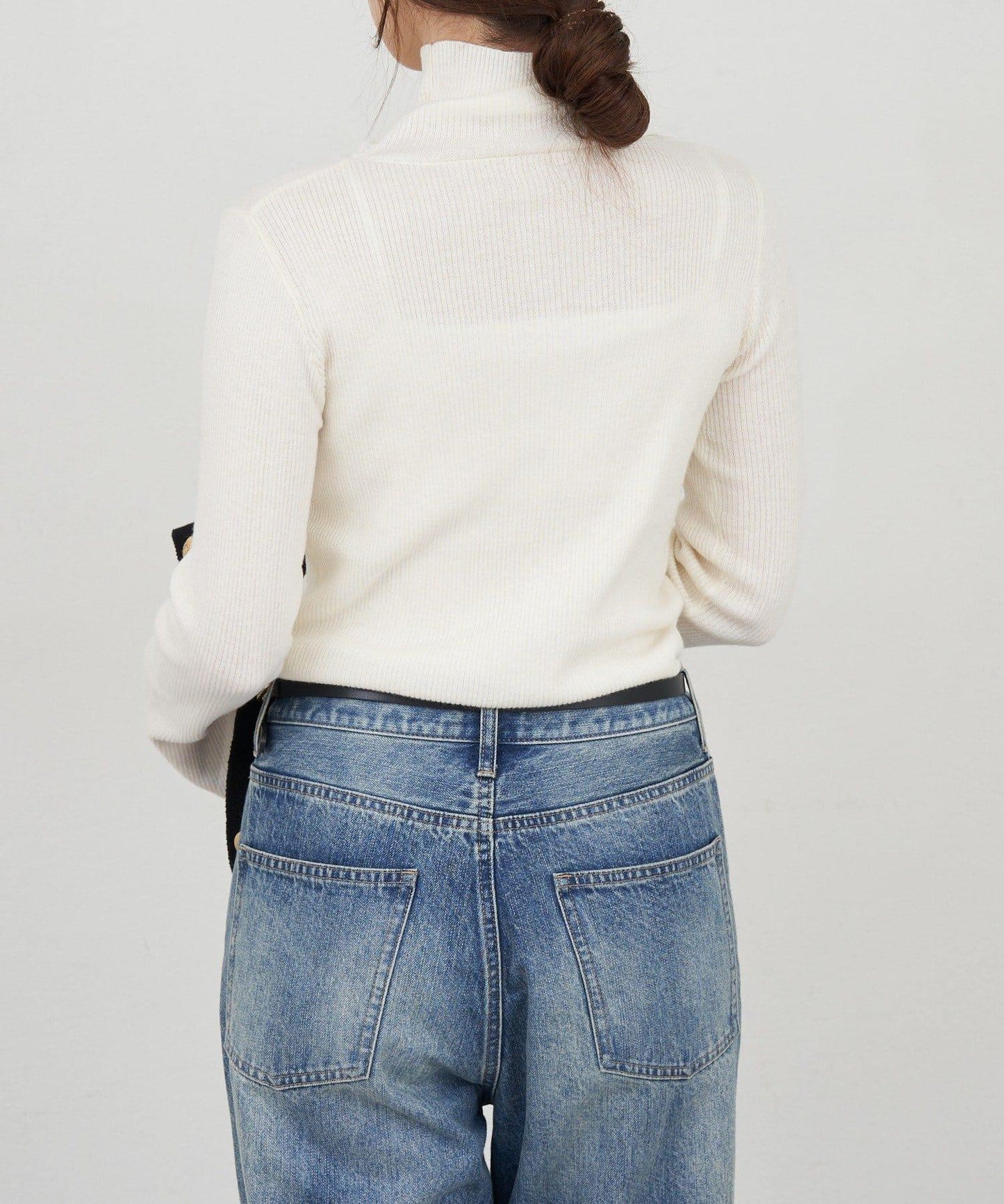 高領羅紋針織衫