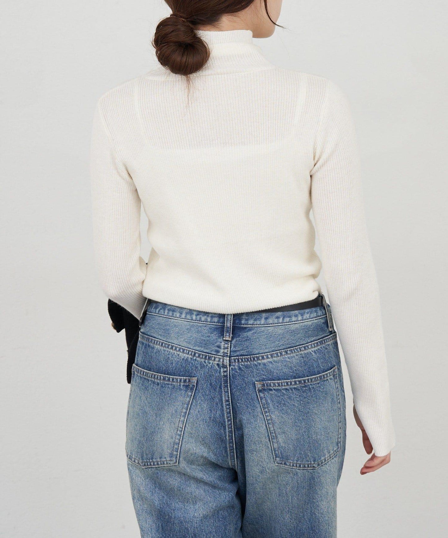 高領羅紋針織衫