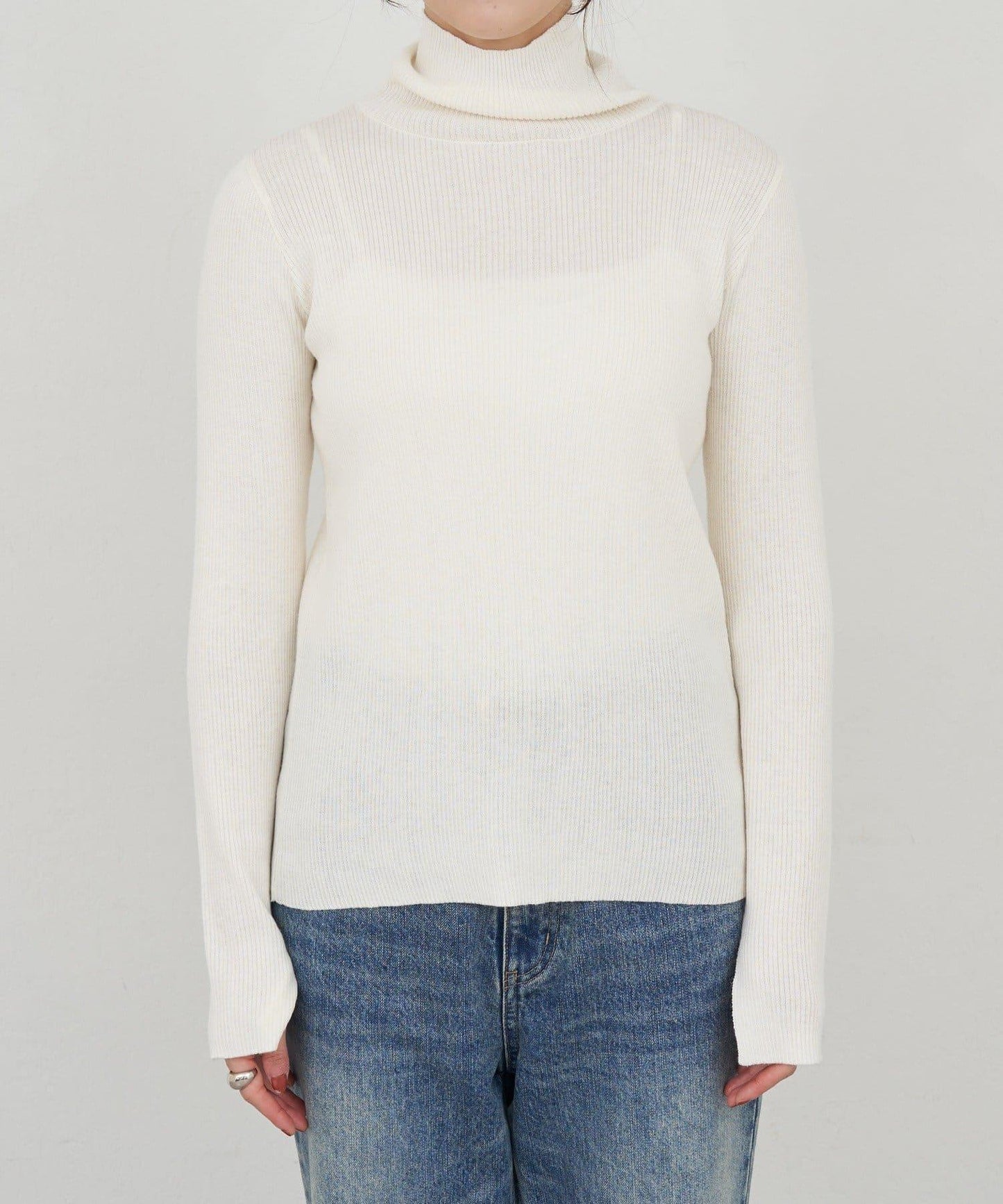 高領羅紋針織衫