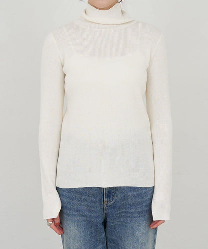 高領羅紋針織衫