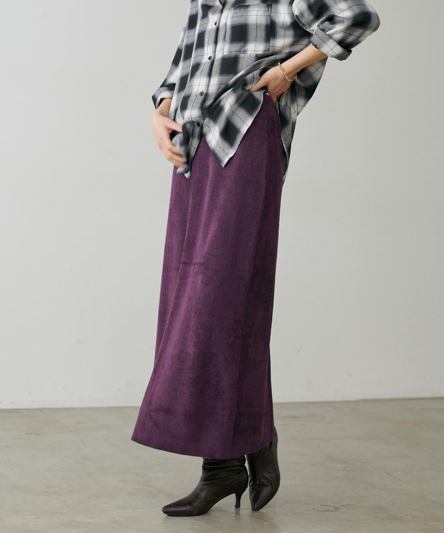 柔軟蓬鬆迷你羽毛針織半身裙