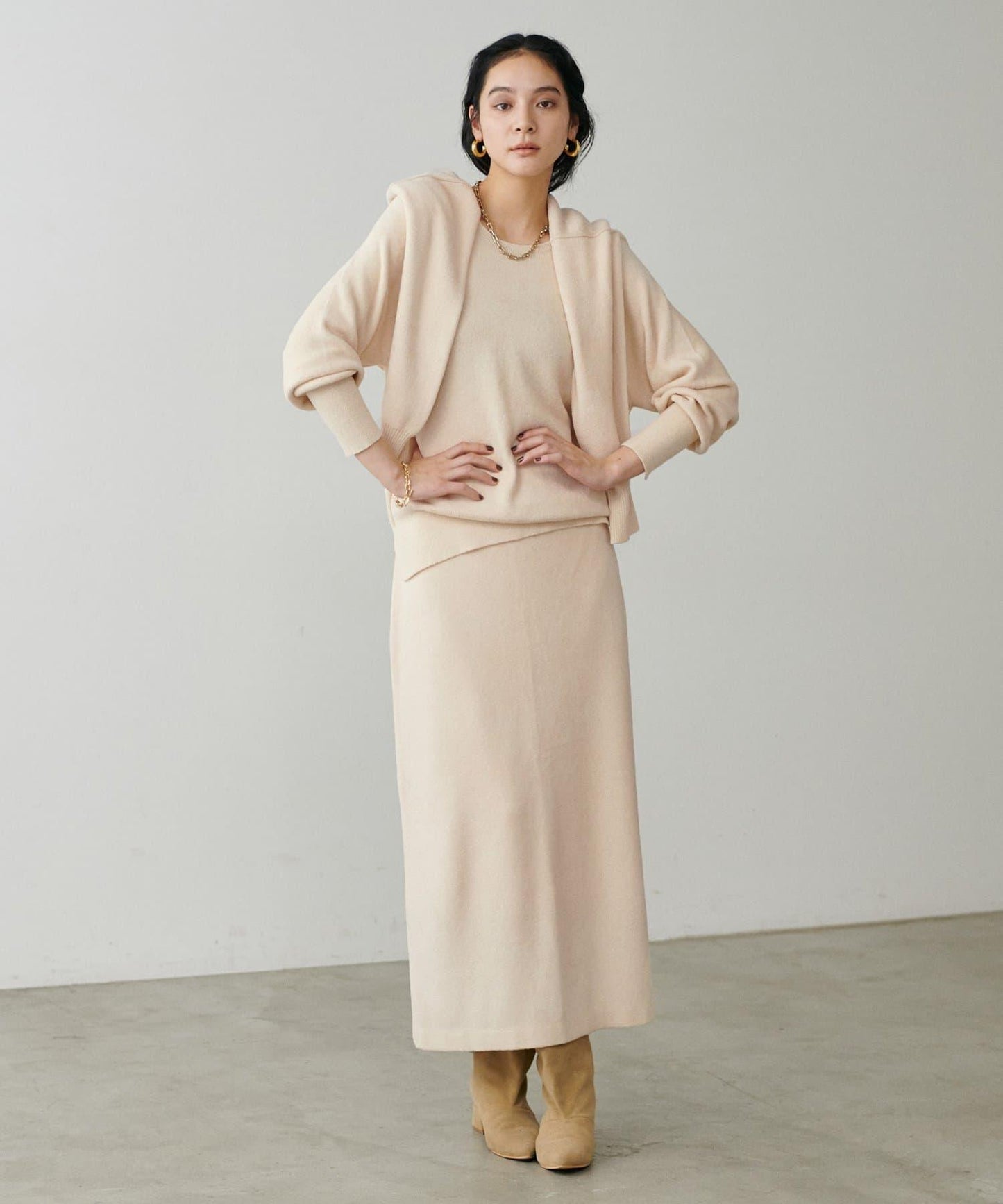 柔軟蓬鬆迷你羽毛針織半身裙