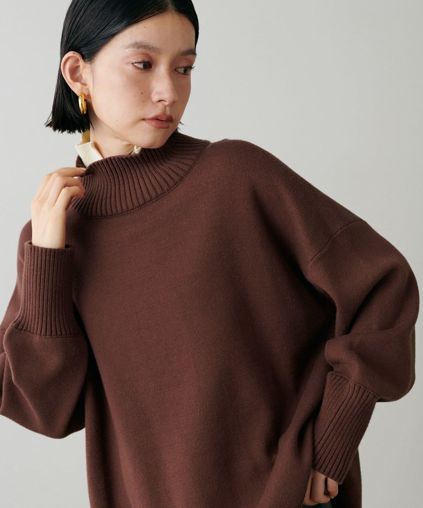 圓弧下襬雙層領針織衫