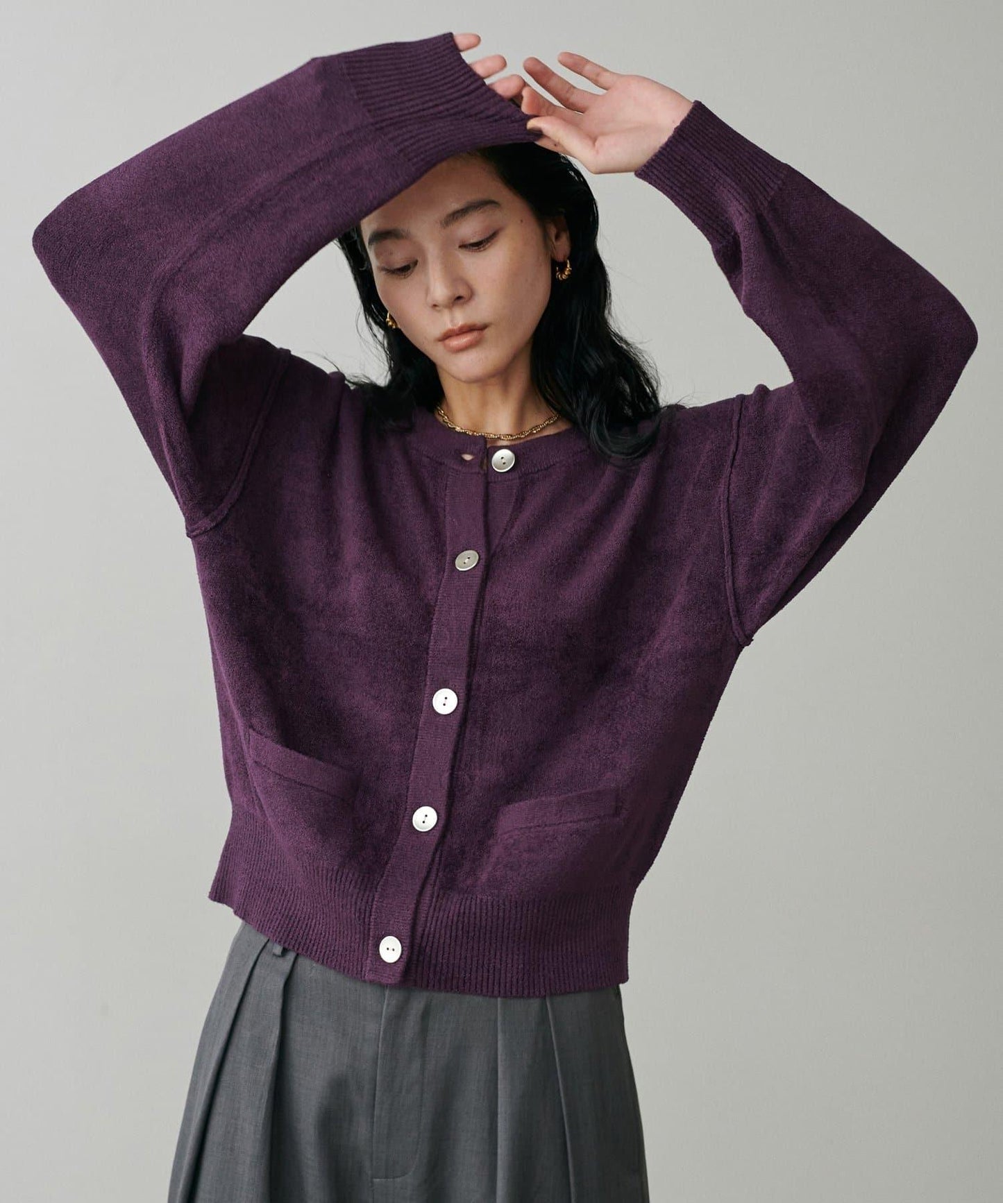 蓬鬆羽毛感針織短款開衫