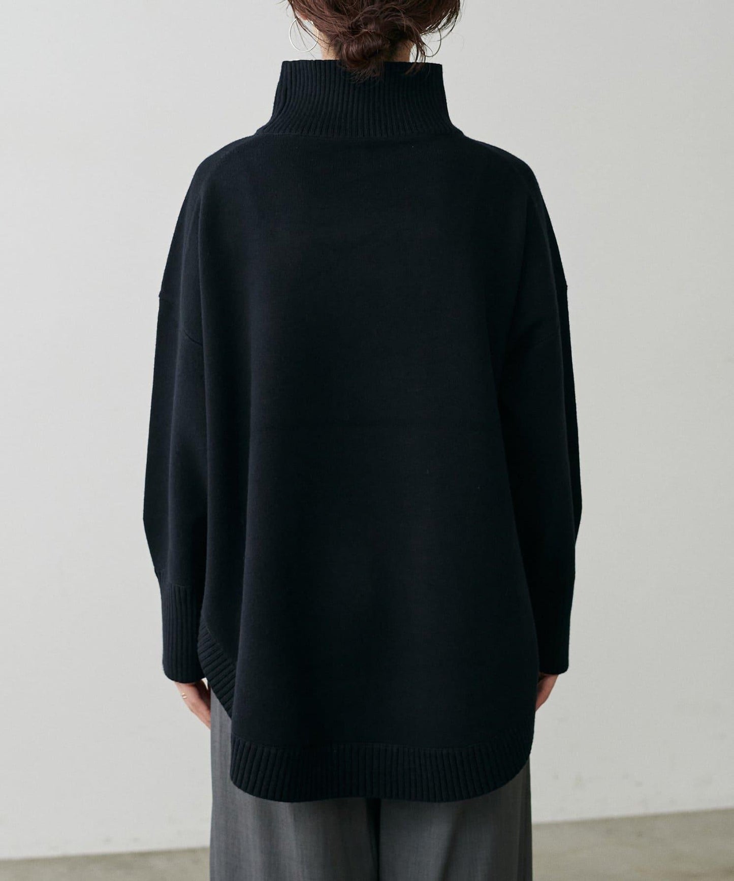 圓弧下襬雙層領針織衫