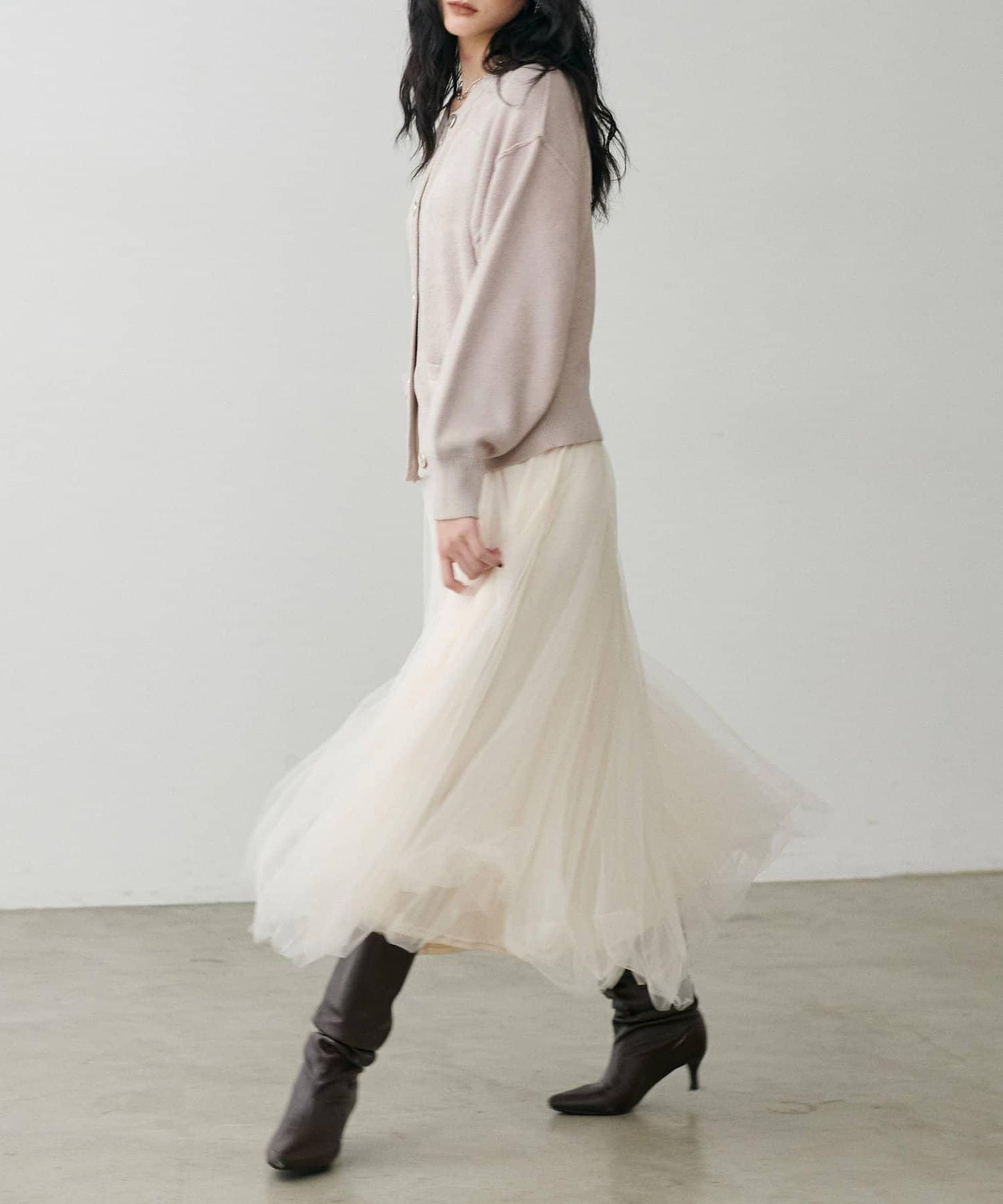 蓬鬆羽毛感針織短款開衫