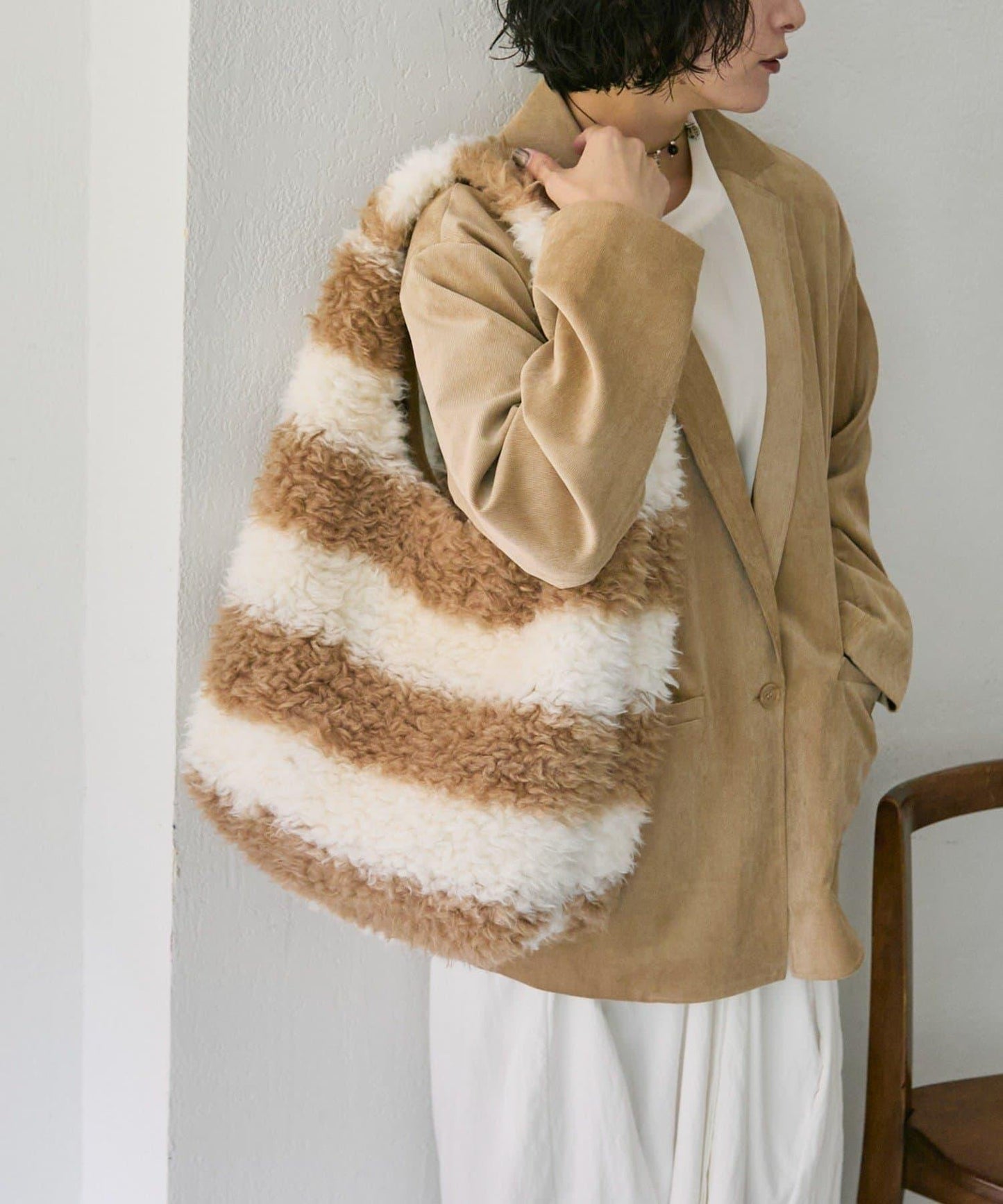 【ear PAPILLONNER】毛絨手提包