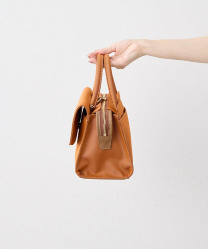 可容納500ml塑料瓶！簡約防潑水托特包S