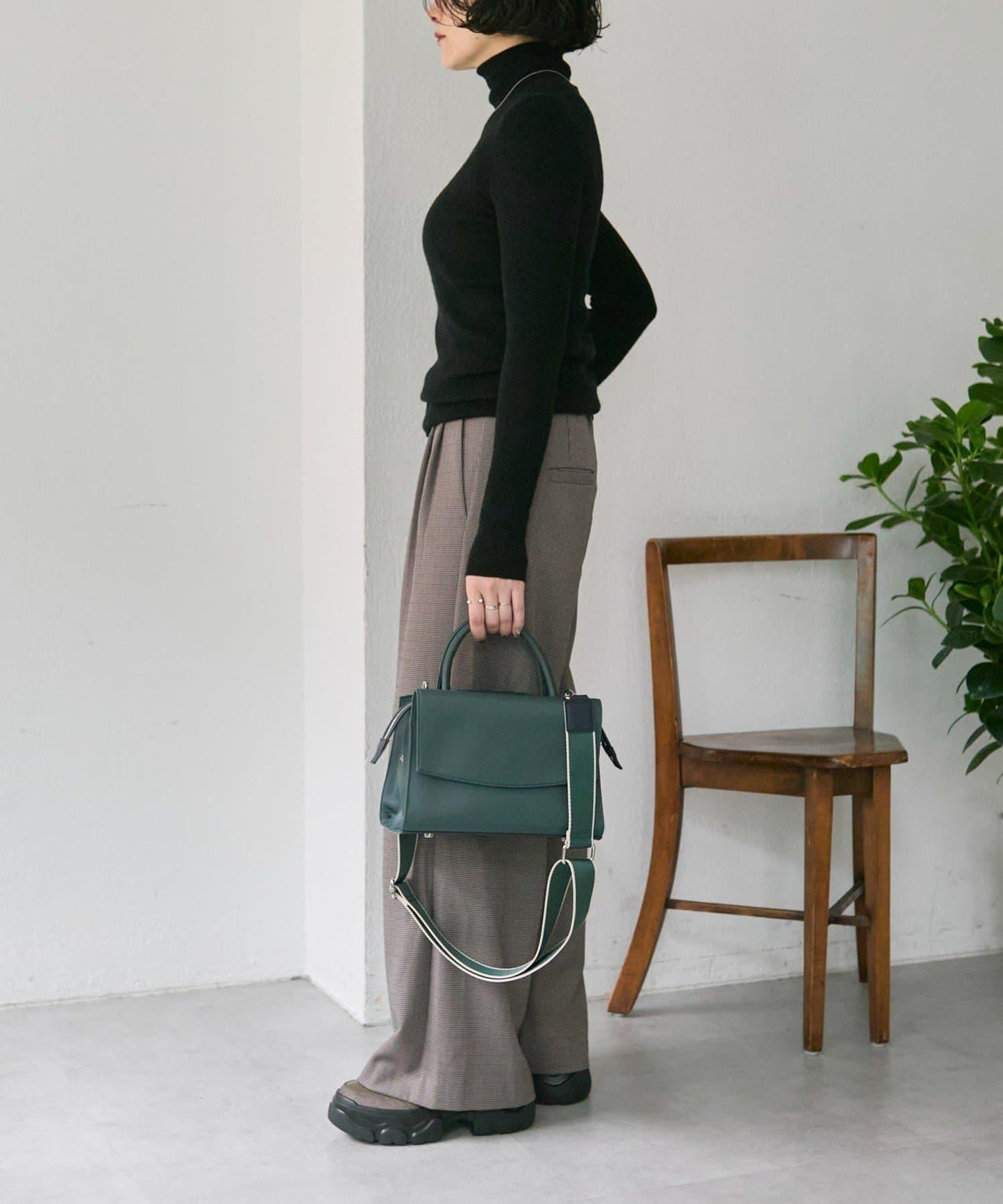 可容納500ml塑料瓶！簡約防潑水托特包S