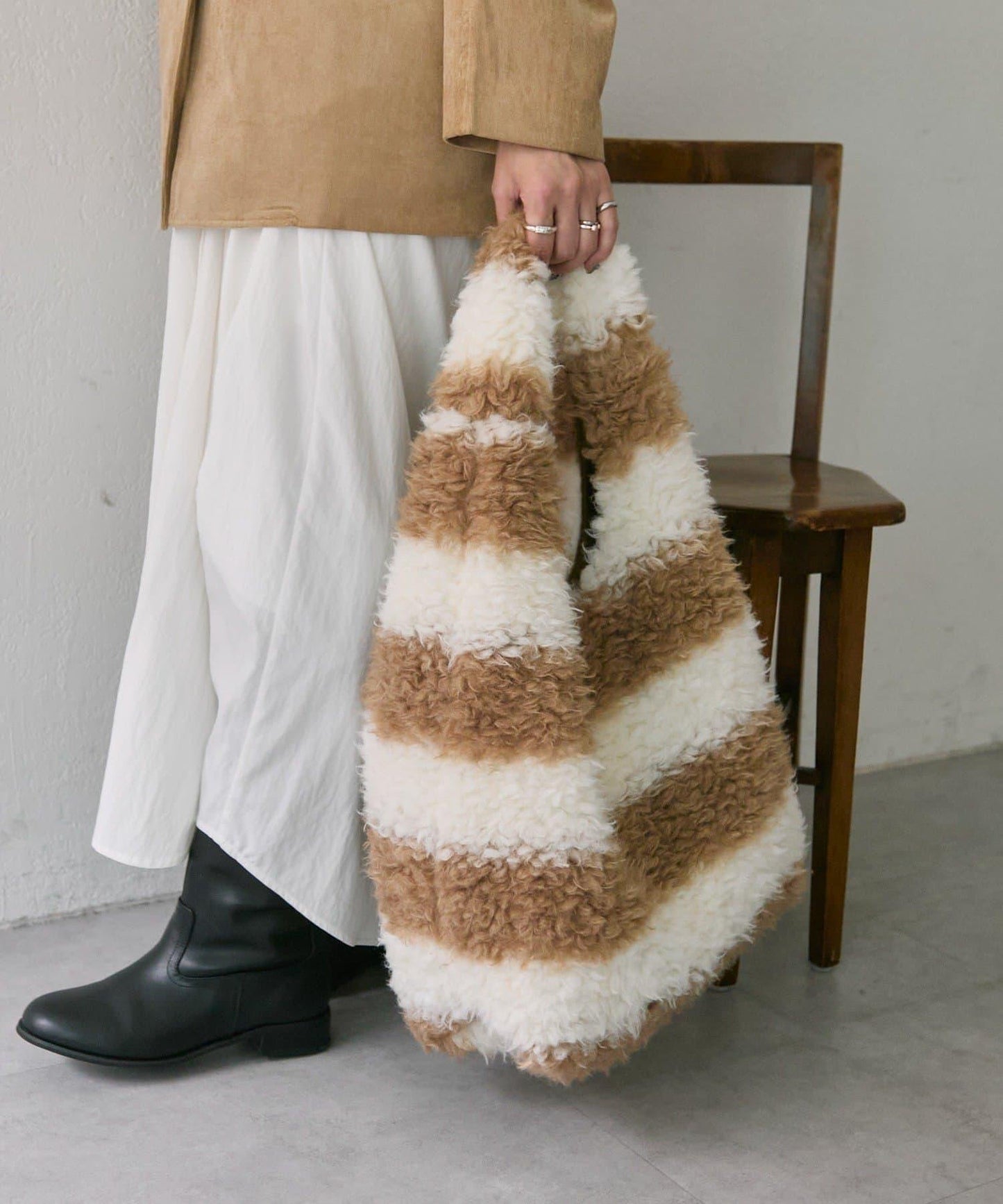 【ear PAPILLONNER】毛絨手提包