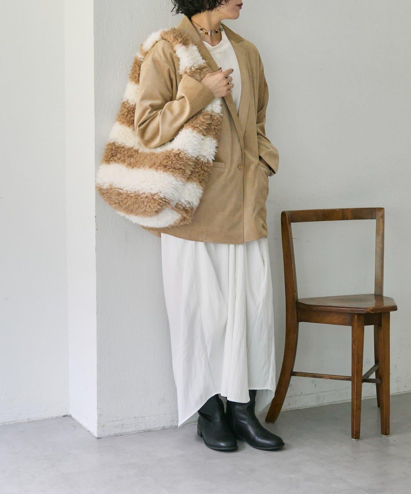 【ear PAPILLONNER】毛絨手提包