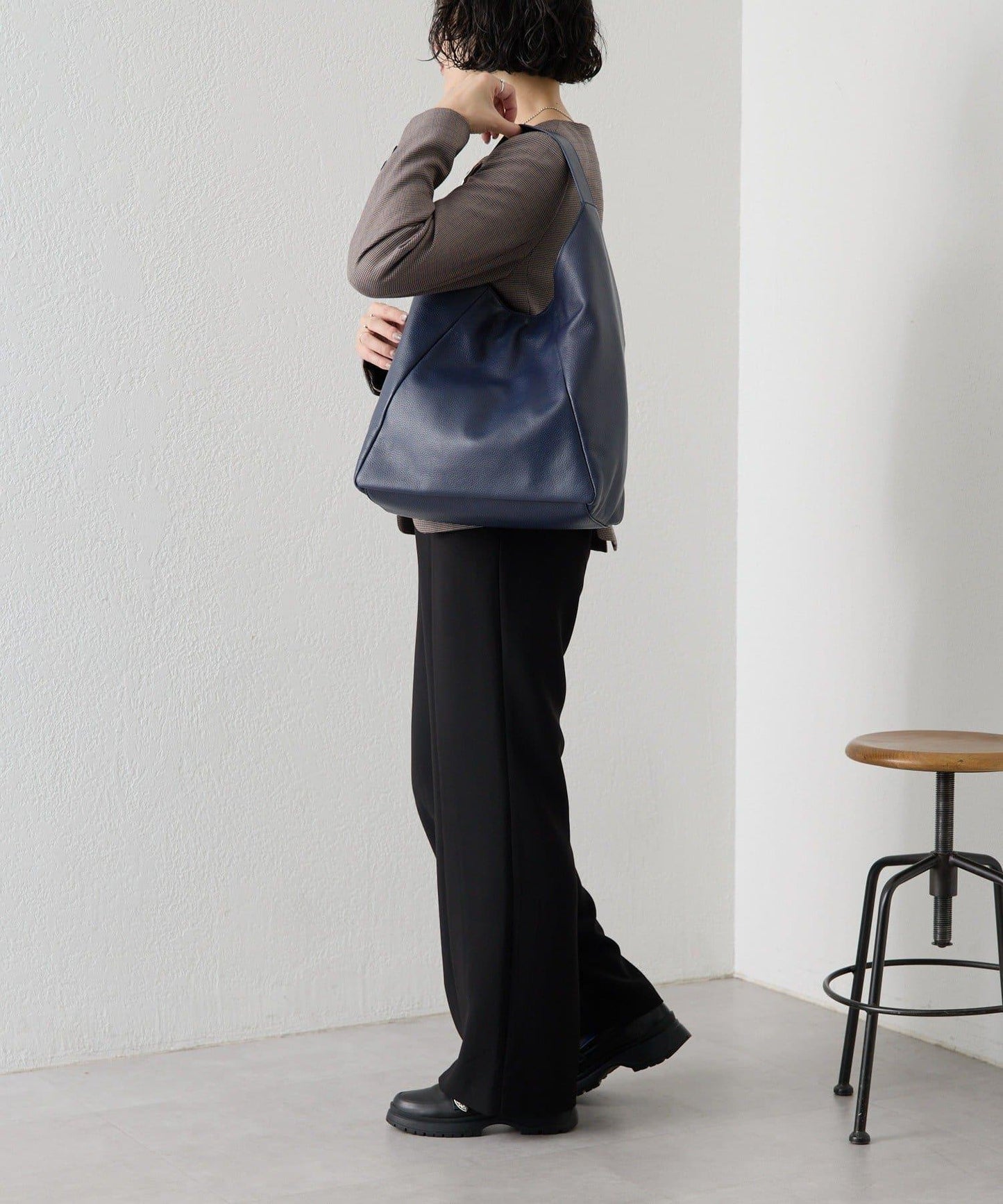 《本革/A4尺寸適用》長肩帶單肩包