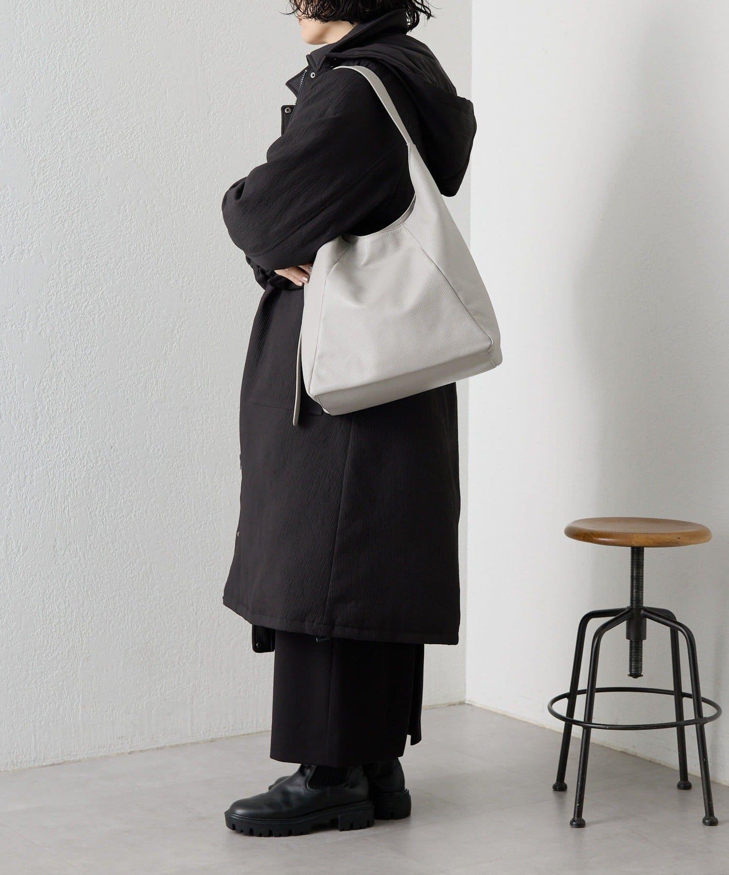 《本革/A4尺寸適用》長肩帶單肩包