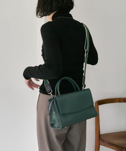 可容納500ml塑料瓶！簡約防潑水托特包S