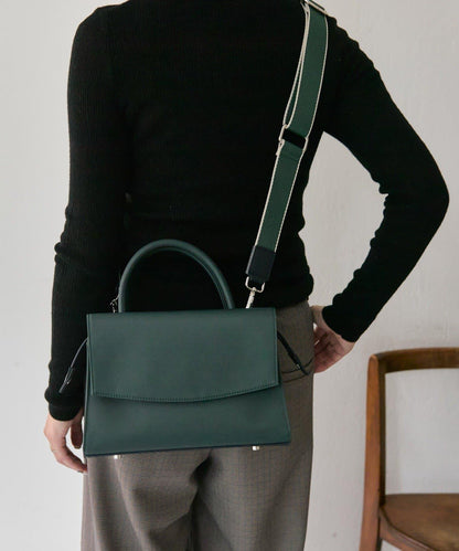 可容納500ml塑料瓶！簡約防潑水托特包S