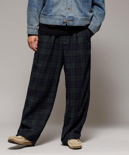 寬鬆版型水洗羊毛混紡法蘭絨長褲