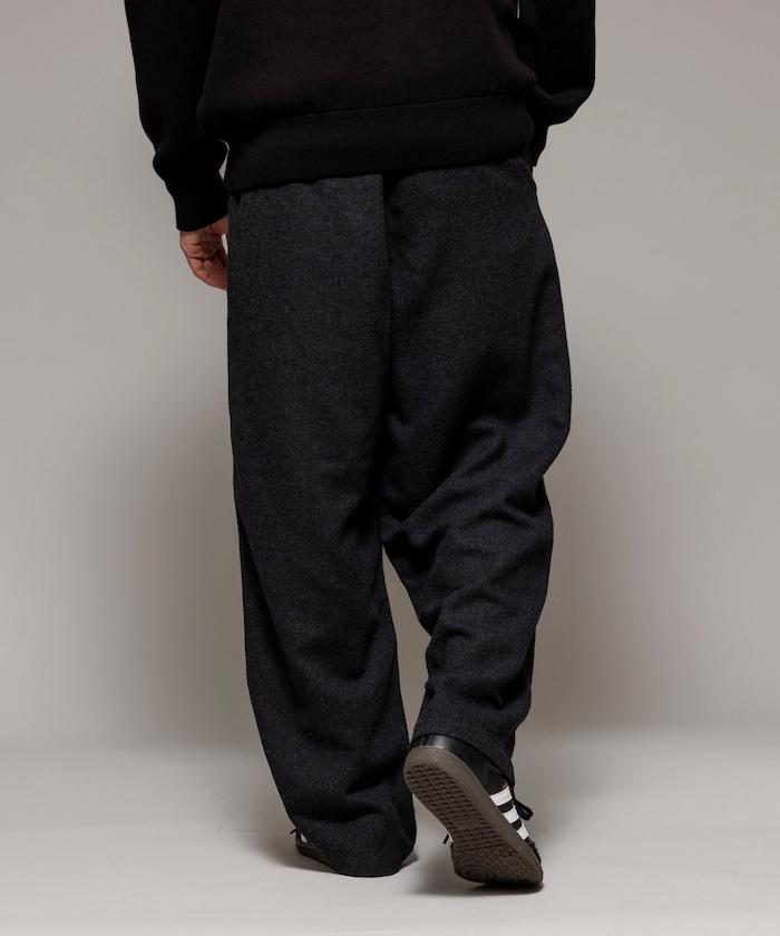 寬鬆版型水洗羊毛混紡法蘭絨長褲